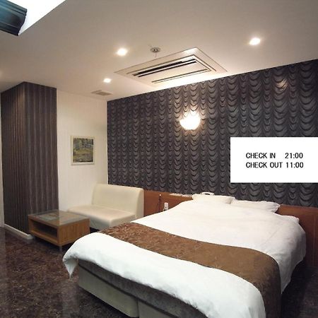 ホテル カルネヴァール 男塾ホテルグループ (Adults Only) Himeji Luaran gambar